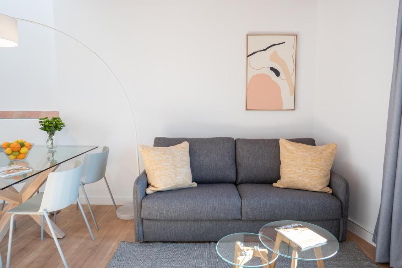 Feelathome Stadium Apartments L'Hospitalet de Llobregat Luaran gambar