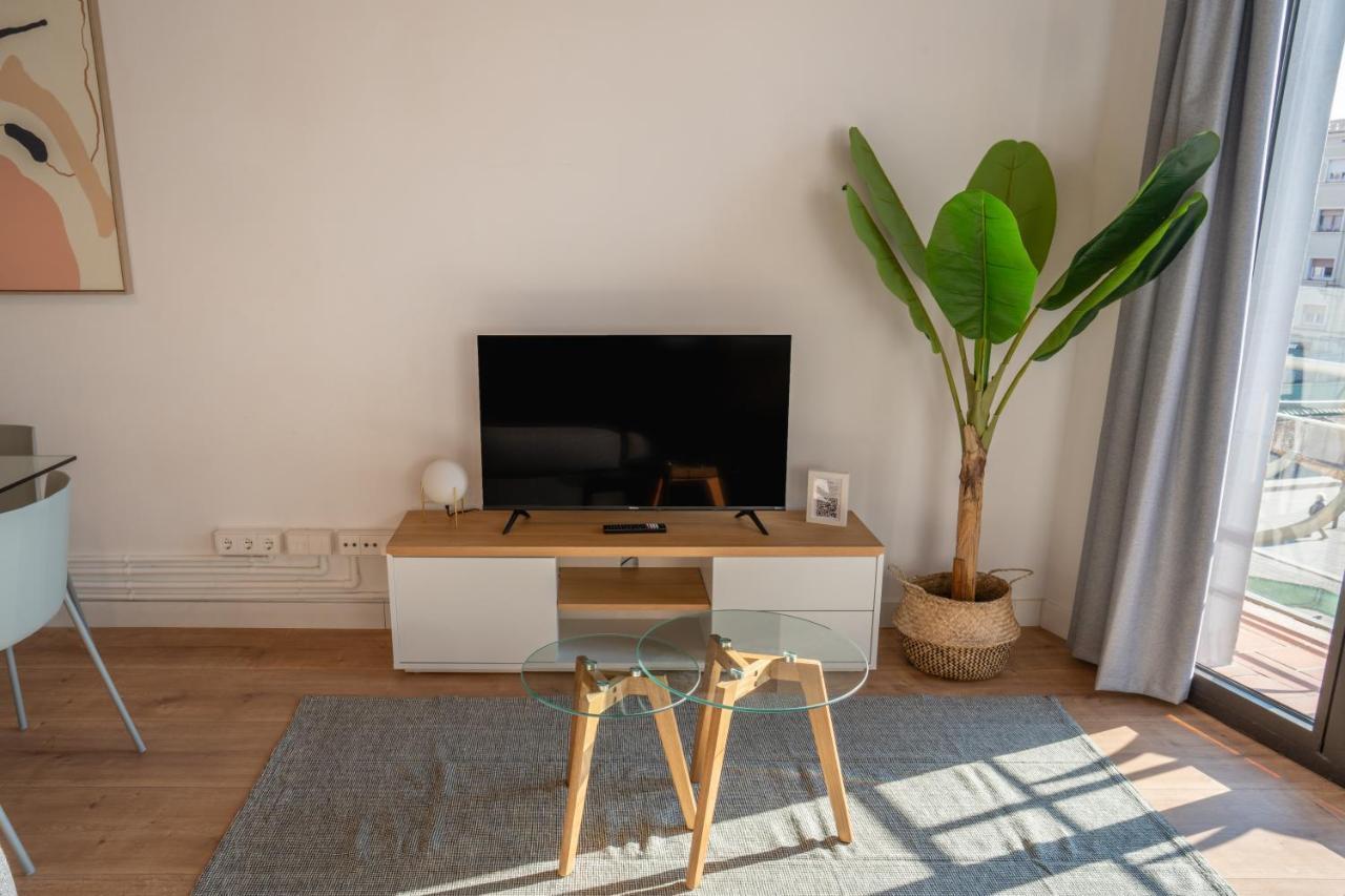 Feelathome Stadium Apartments L'Hospitalet de Llobregat Luaran gambar