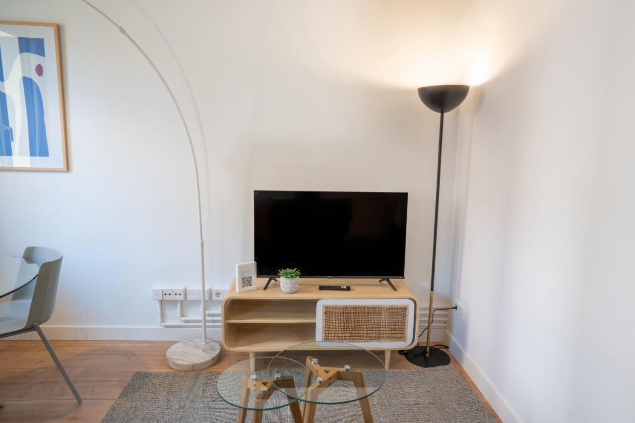 Feelathome Stadium Apartments L'Hospitalet de Llobregat Luaran gambar